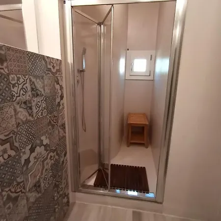 Bright Gem In The Heart Of Apartment *